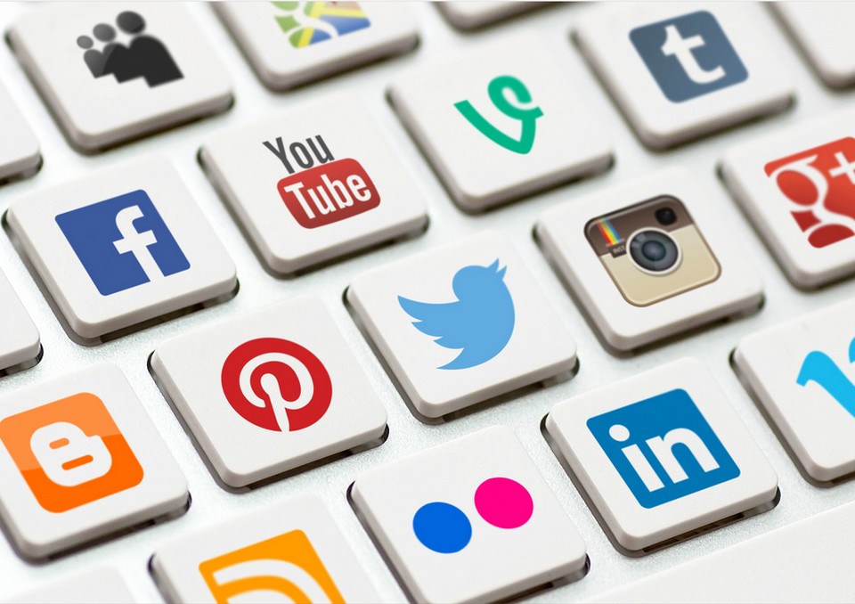 Sociální média: výhody a škody